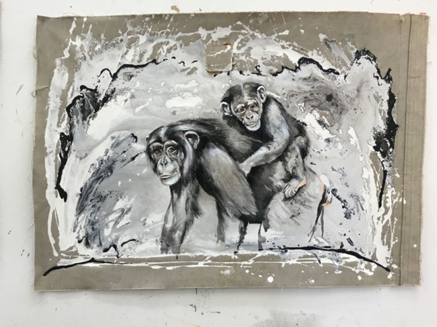 Schimpansenmutter mit Jungem