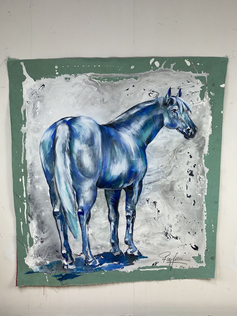 Pferd blau